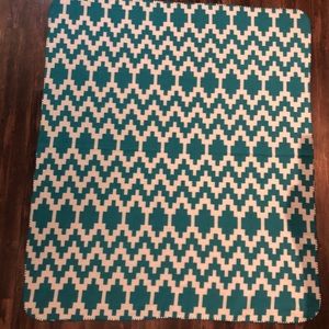 Pow wow blue and white throw blanket